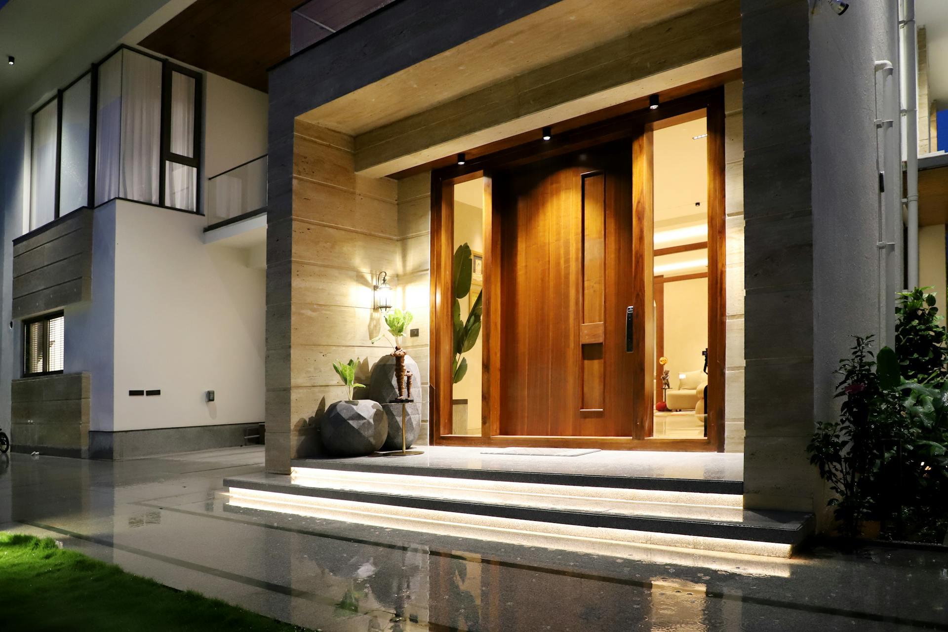 Entry & Front Doors 1 (1)